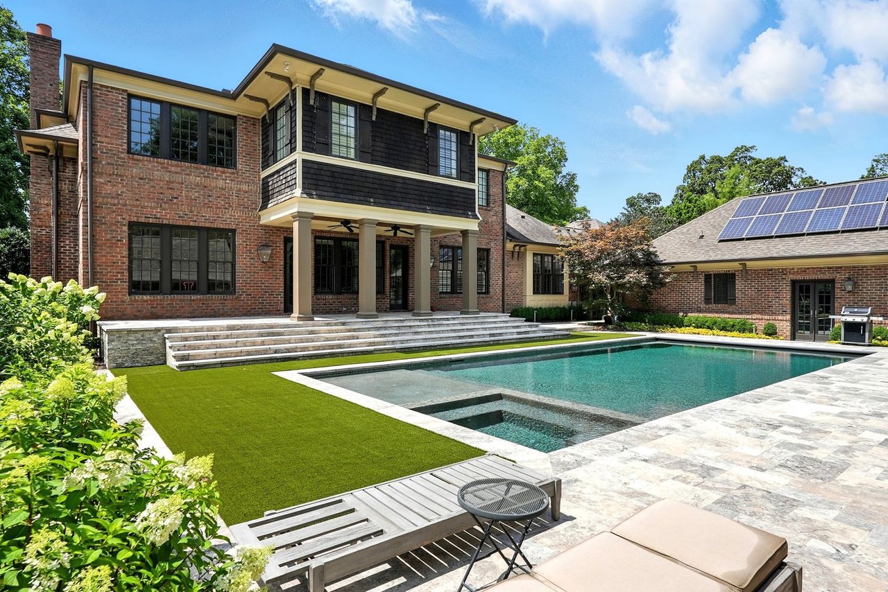2334 Golf Club Ln