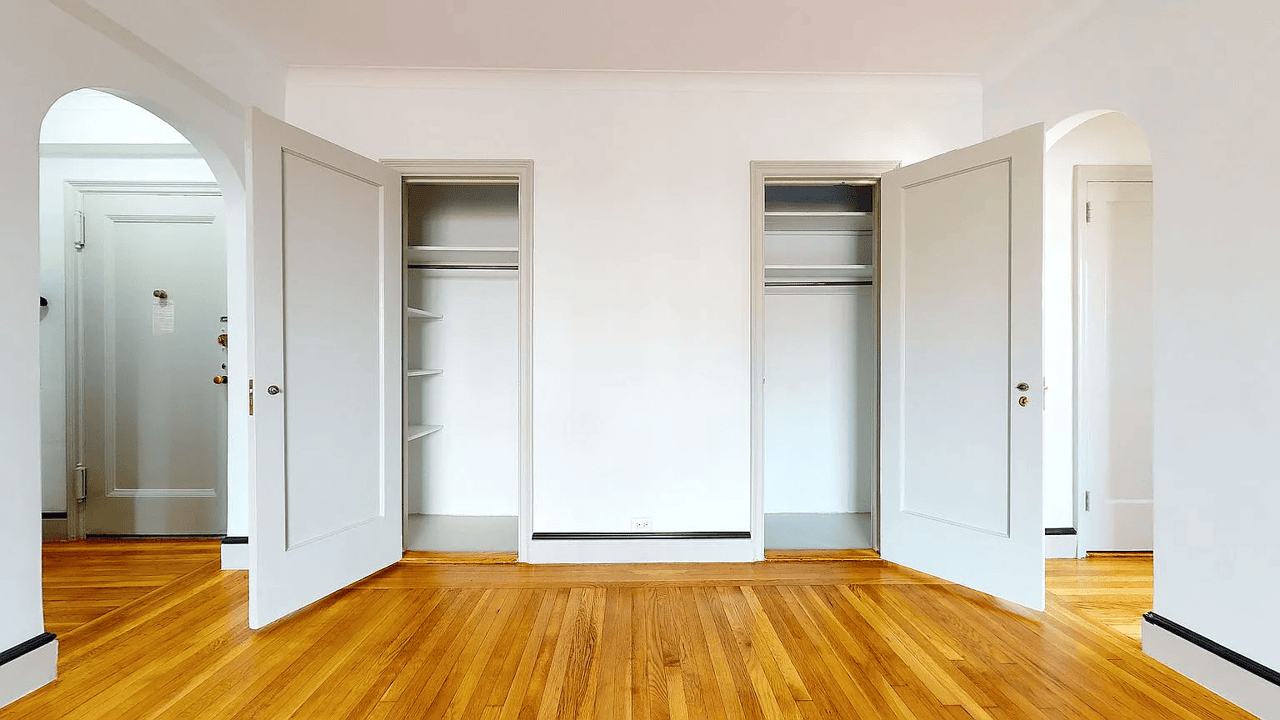 1 Christopher St APT 7A