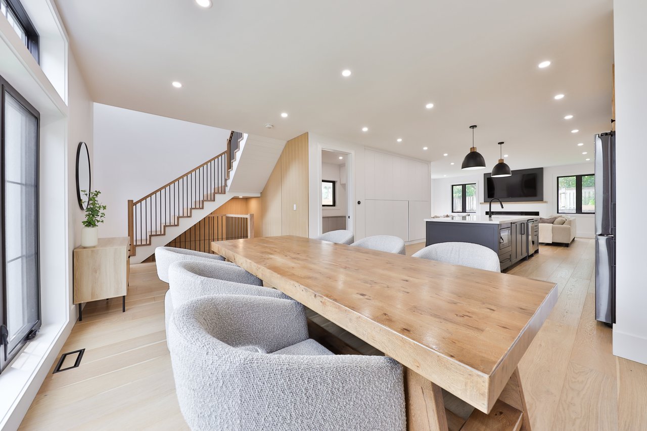 1506 Newlands Crescent, Burlington