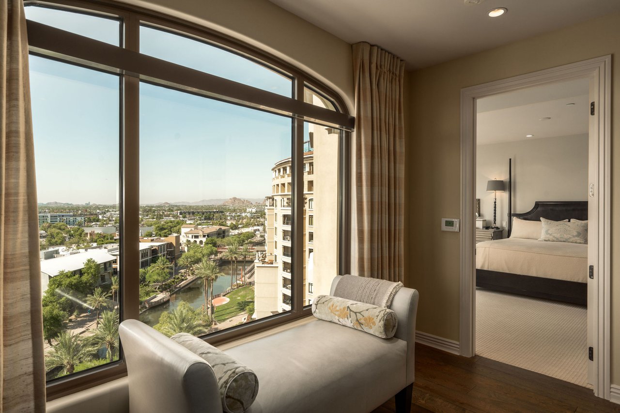 7181 E Camelback Road, 1105