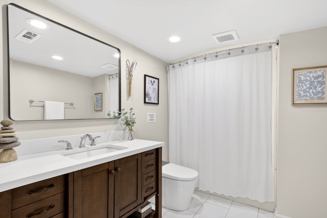 1840 Timothy Drive NE