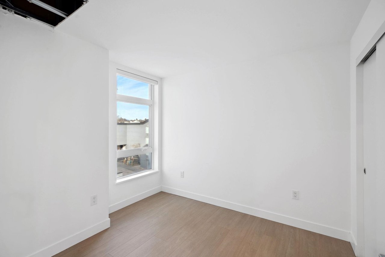 409-8888 Osler St