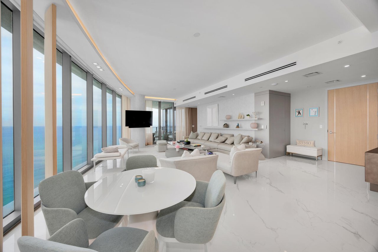 Luxury Home In The Sky | Ritz-Carlton Residences