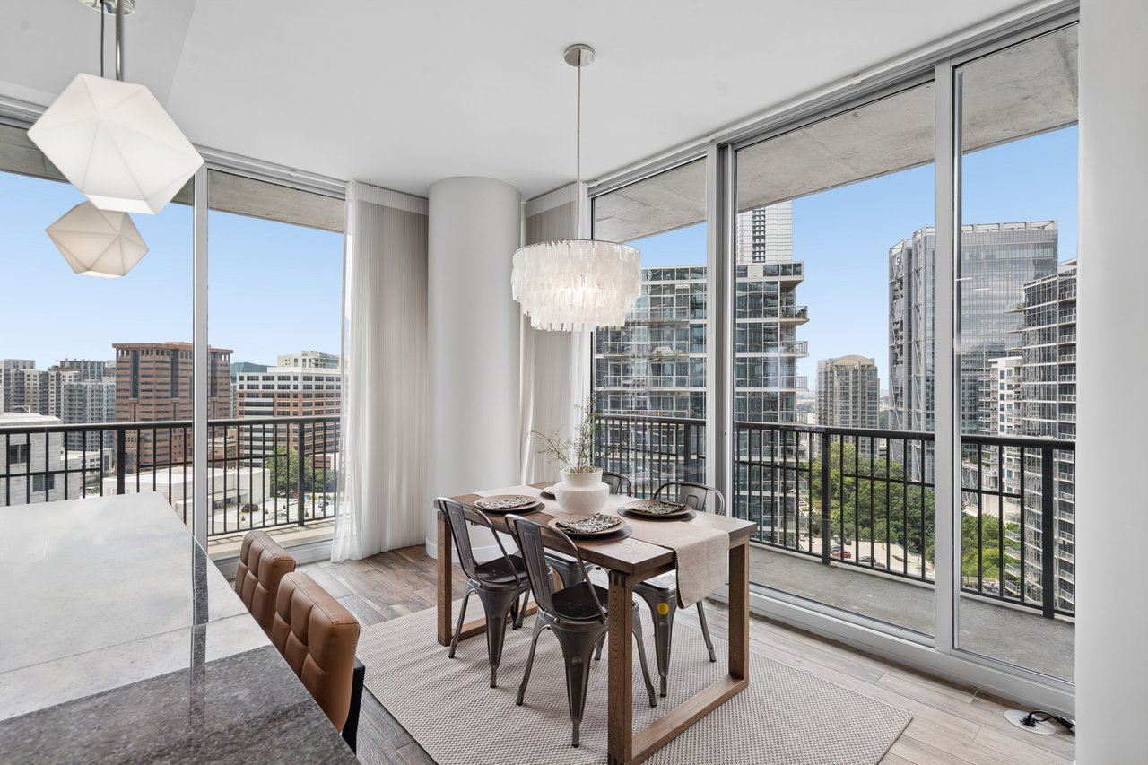 1080 Peachtree Street NE Unit 1711