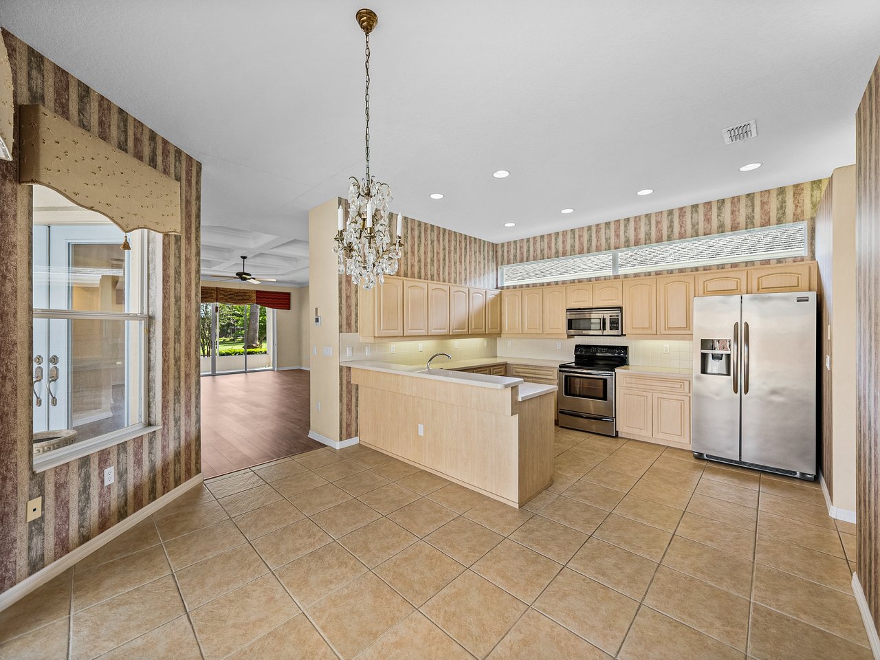 12508 FOREST HIGHLANDS DR