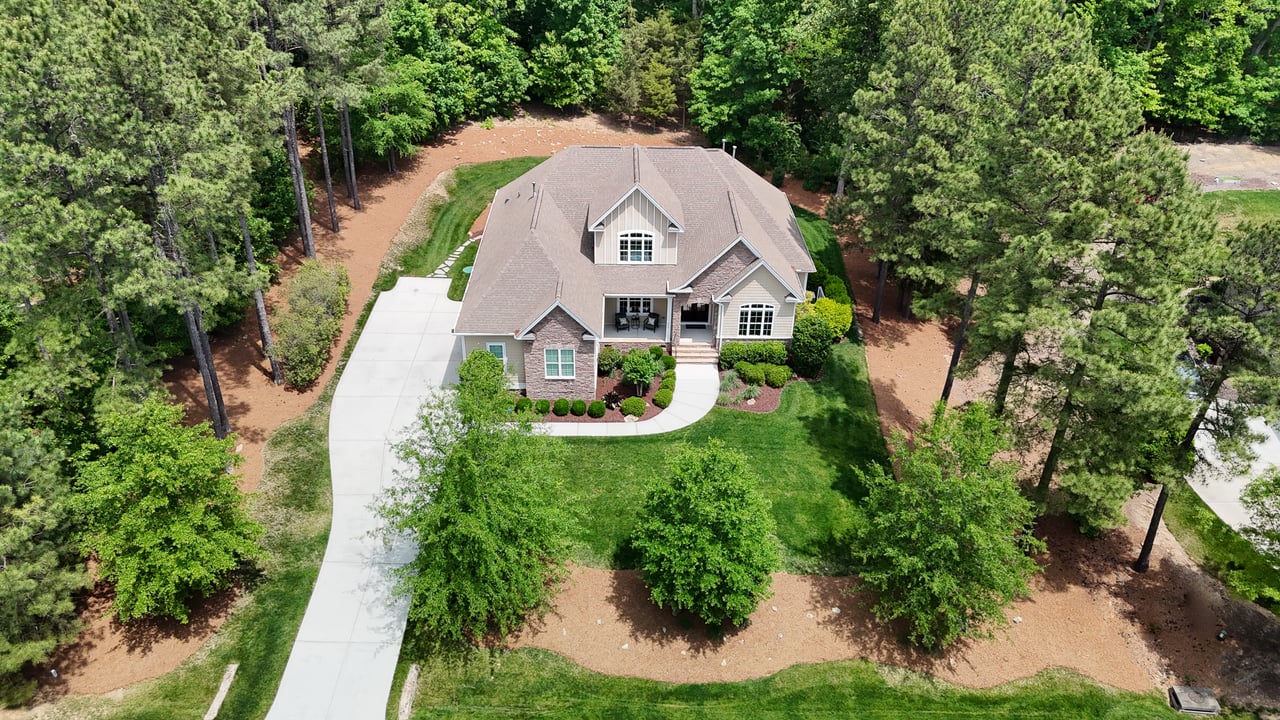 216 Colonial Ridge Drive
