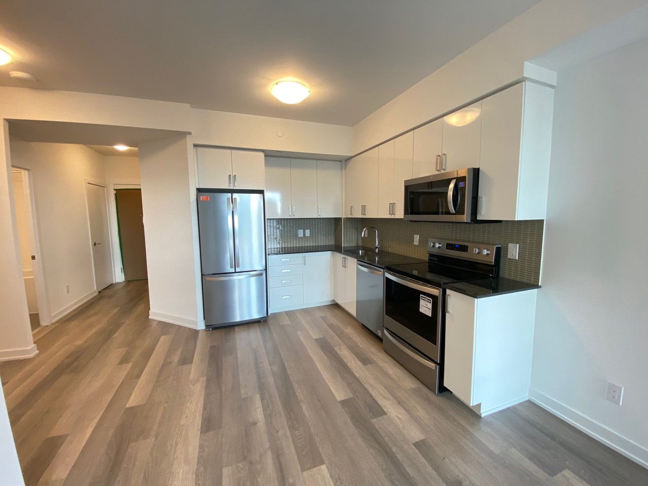 1603 Eglinton Avenue W 508