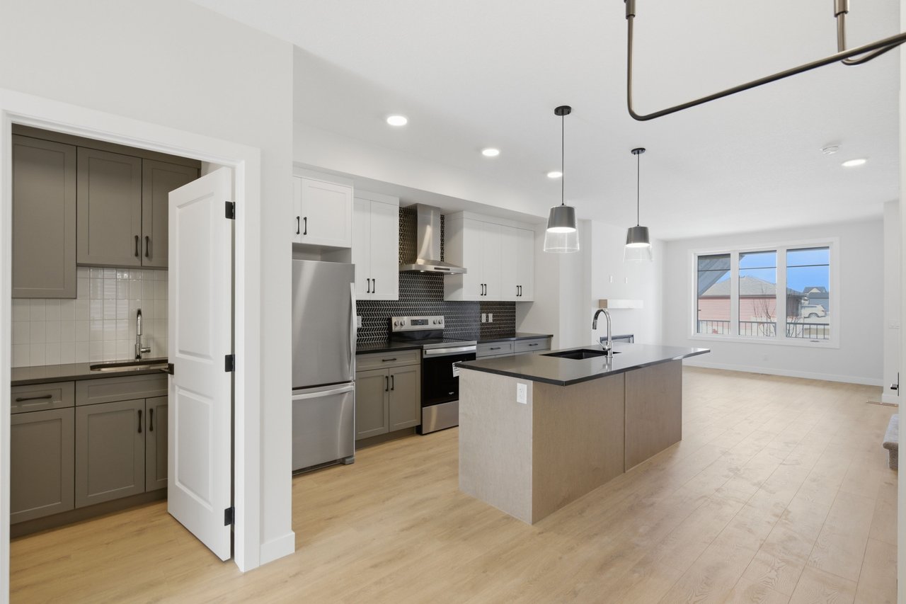 35 Belvedere Crescent SE