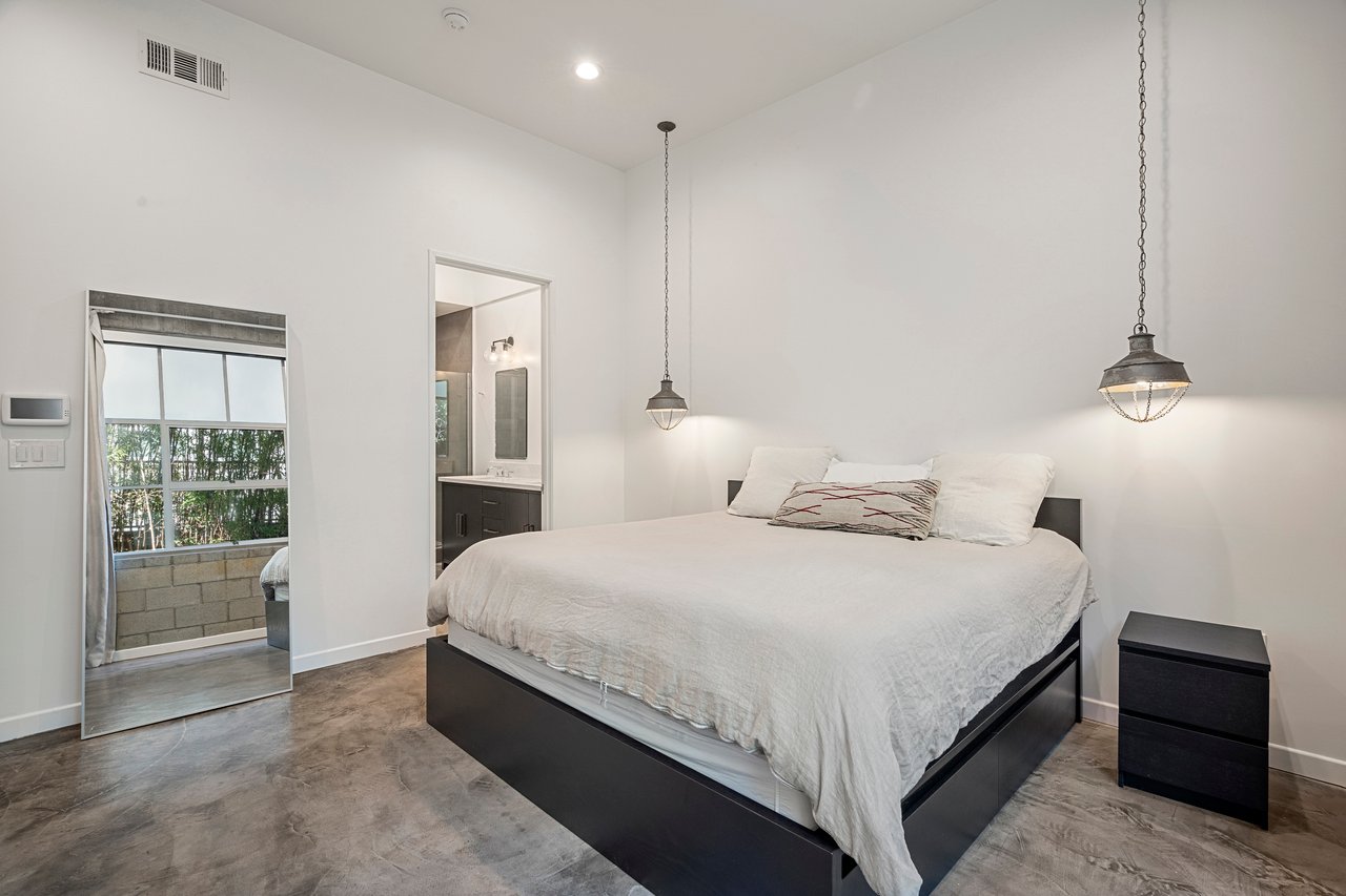 710 N Orlando Ave Unit: 104, West Hollywood