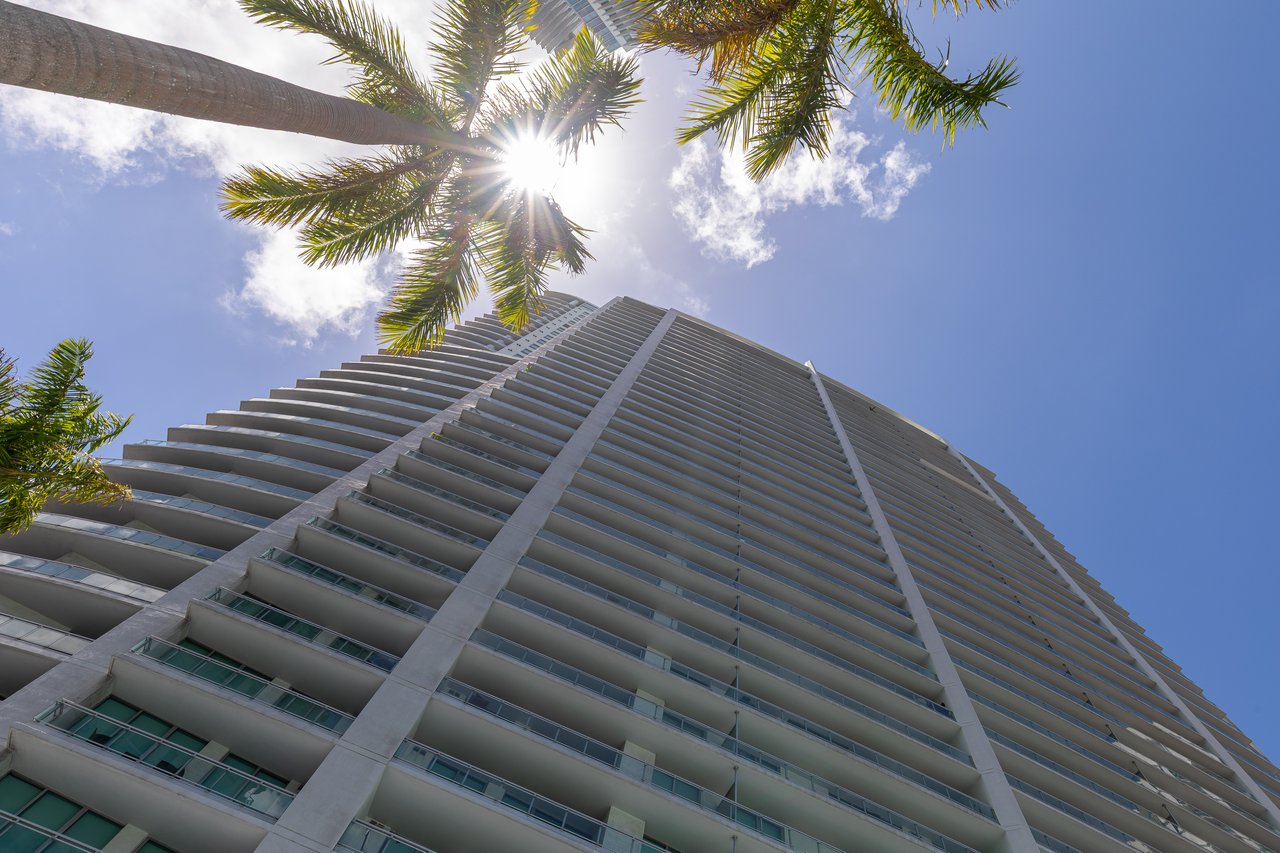 90 SW 3rd St Unit #3501 Miami 