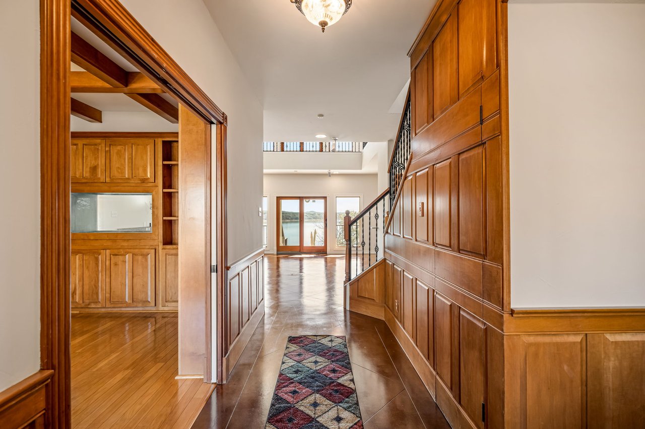 4300 Travis Peak Trail