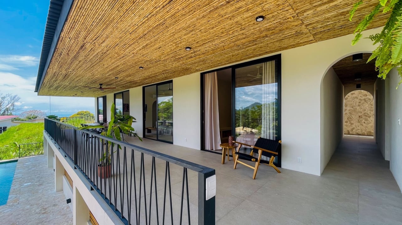 New Modern Ojochal Home with Pool, Office & Mountain Views 24/7 Security