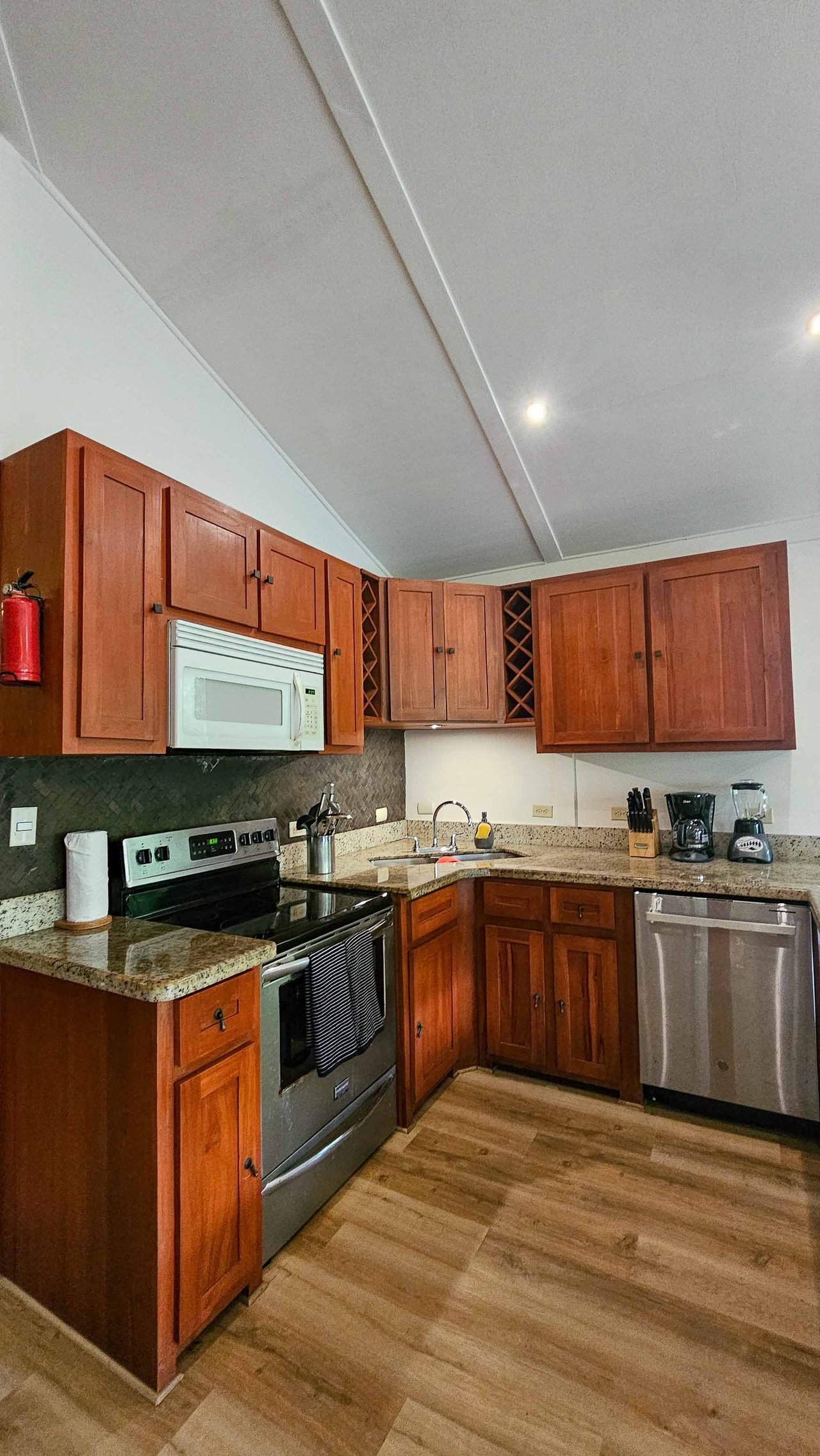 Private 2-Bedroom Jungle Retreat for Sale in Manuel Antonio