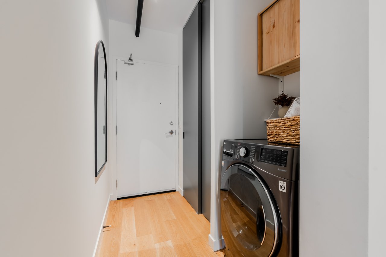 1211-51 Trolley Cres