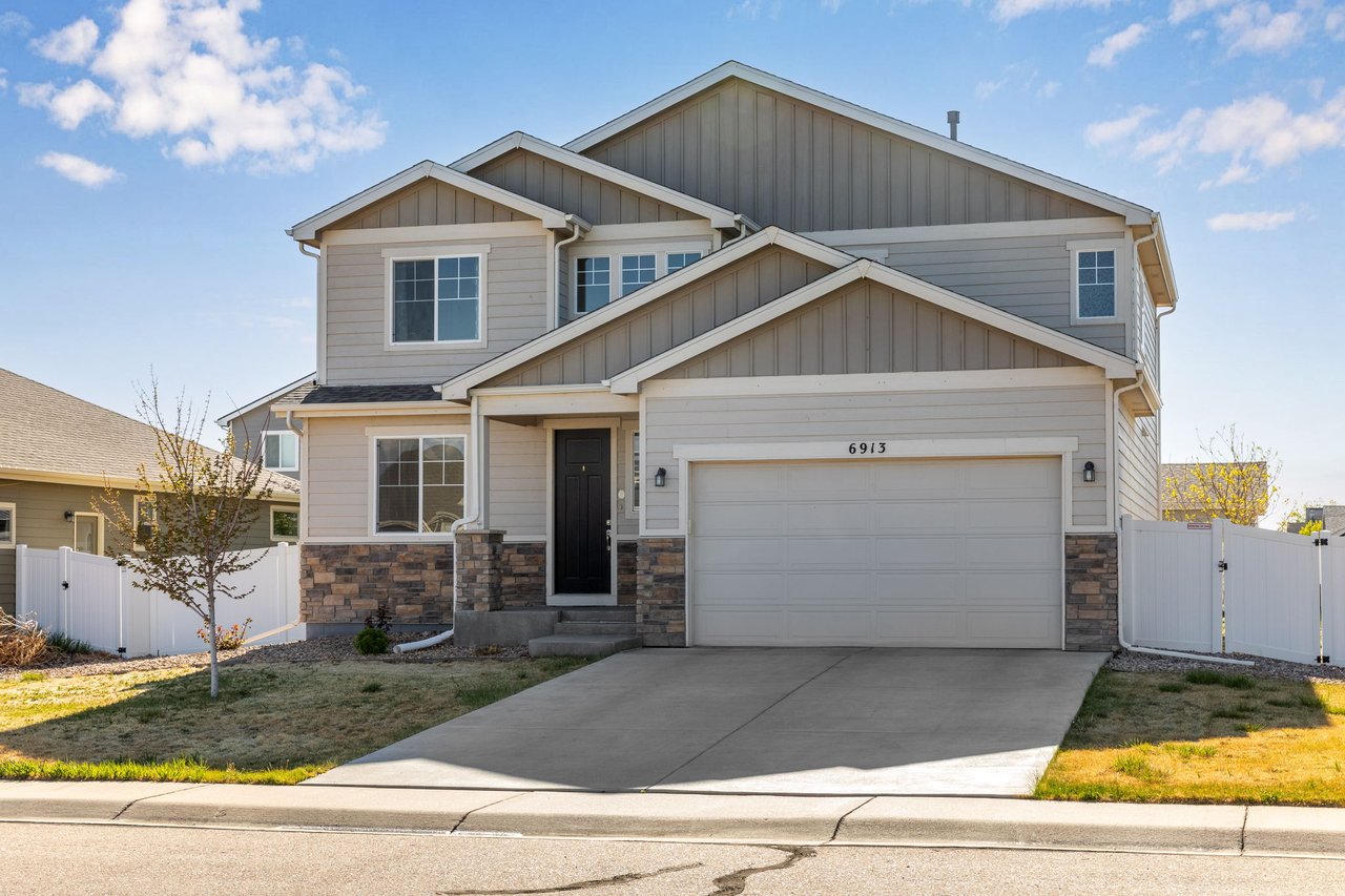 6913 Pettigrew St Wellington