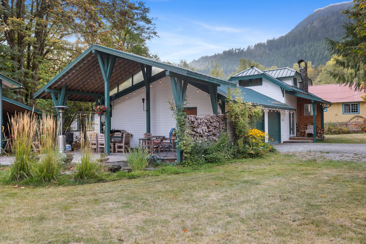 71636 NE. Old Cascade Hwy., Skykomish, WA 98288