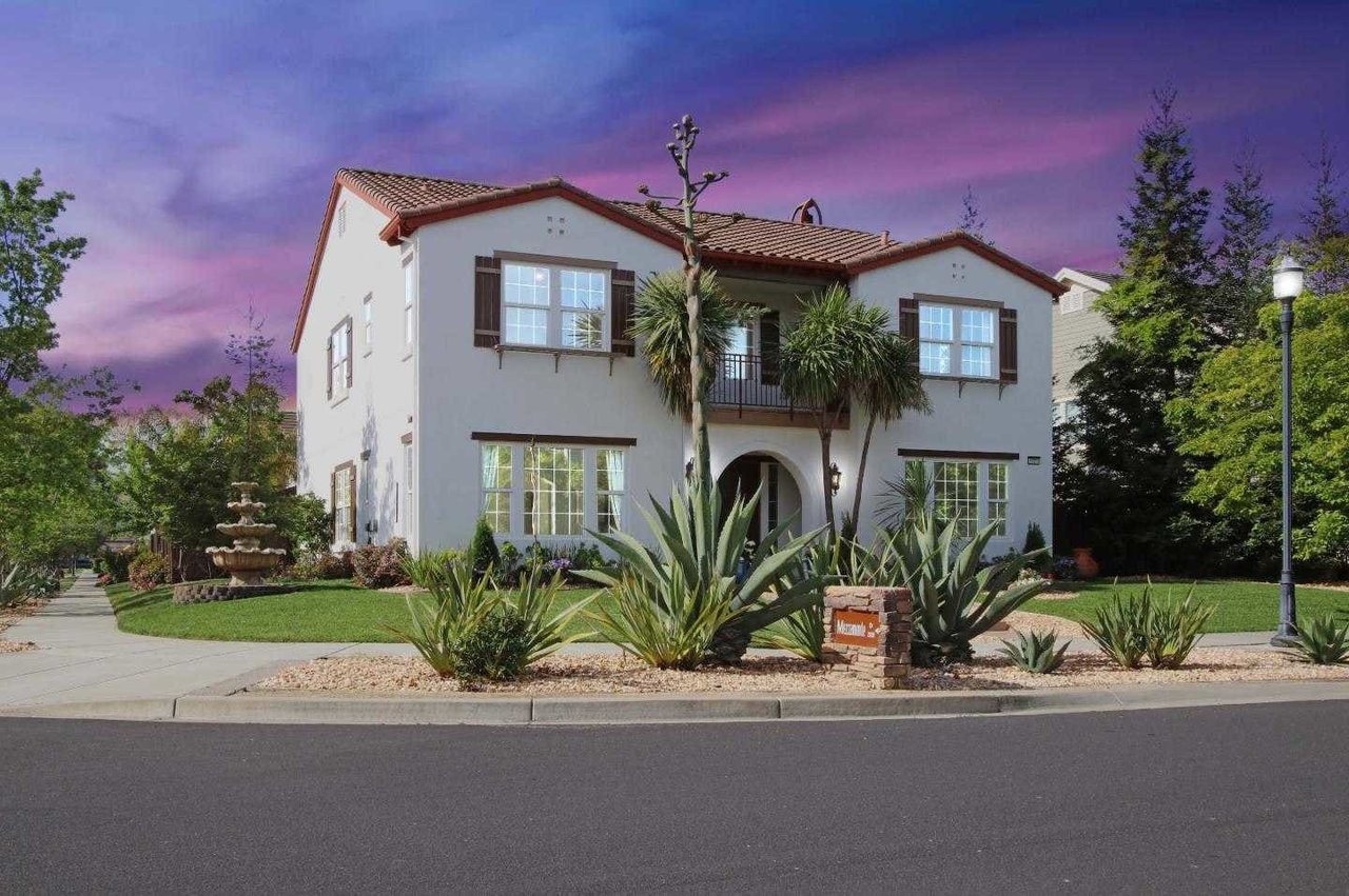 3375 Calderia Dr
