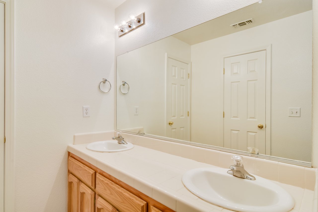 27557 Paradise Valley Lane Clovis California 93619