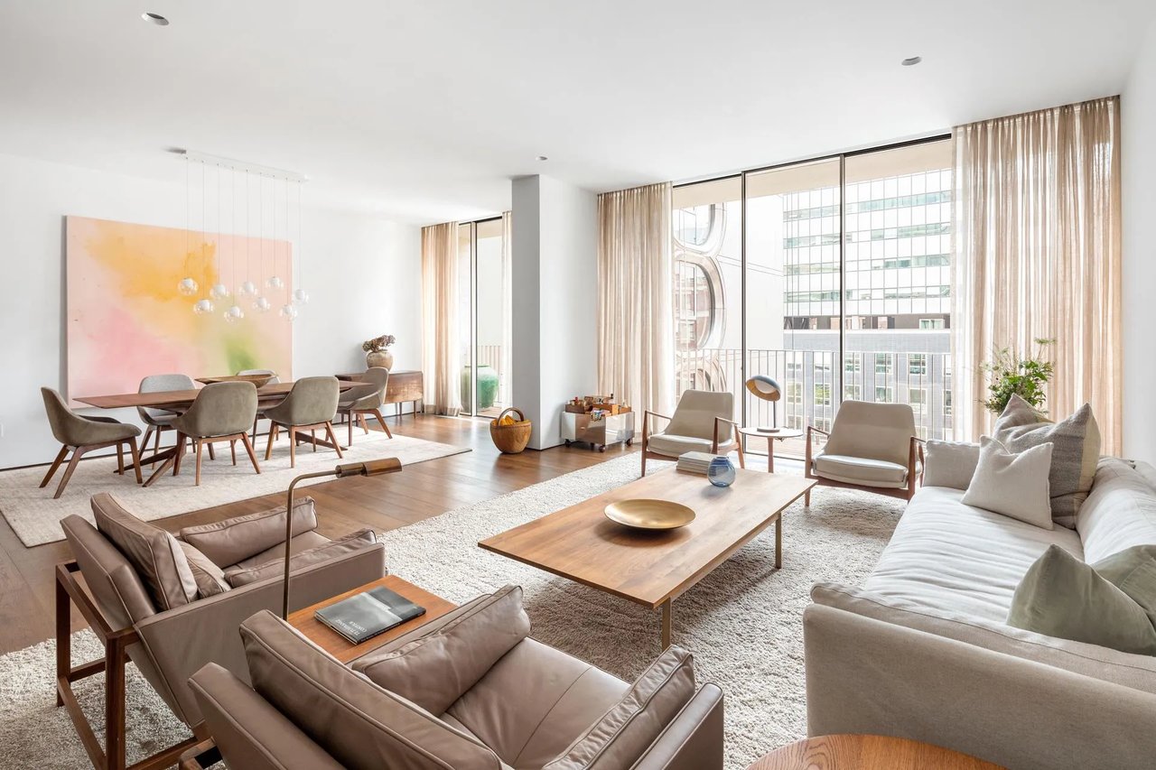 527 W 27th St, #7C