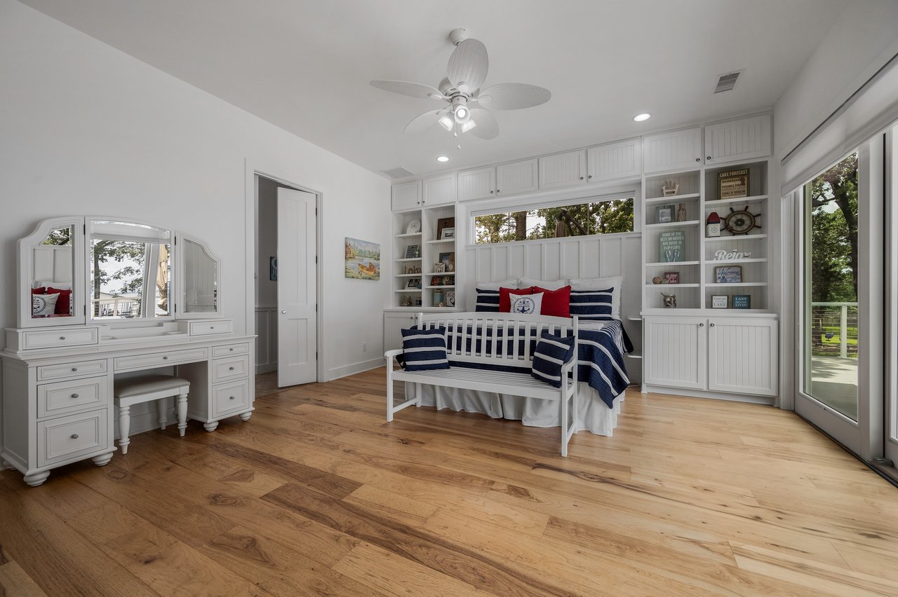 Lakefront Luxury