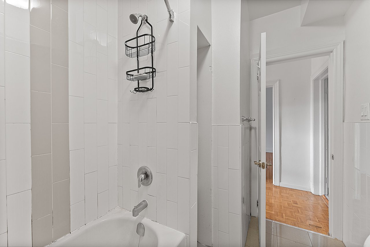 5 Crang Avenue Unit: 2