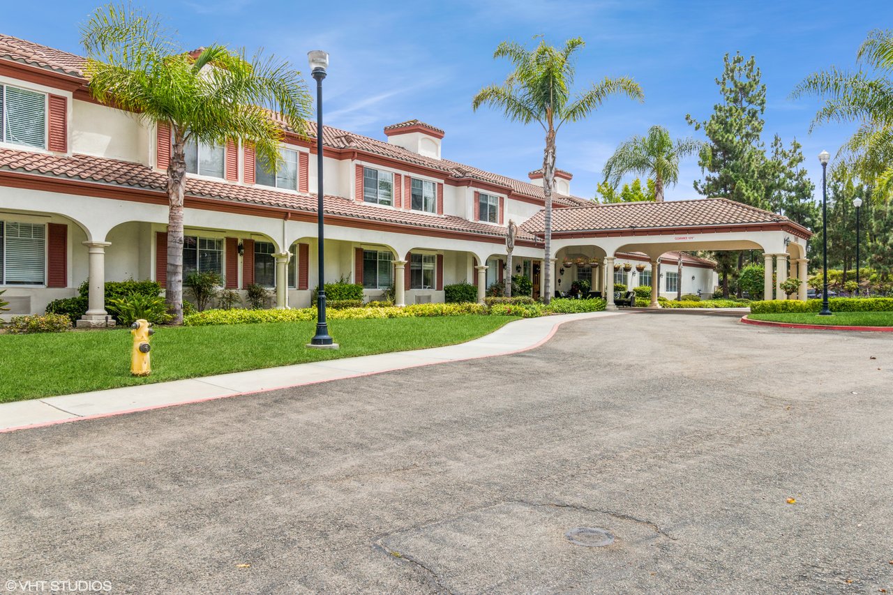 Brad Clousing and Jeff Binder Sell 62 Unit Seniors Housing Community in Alabama