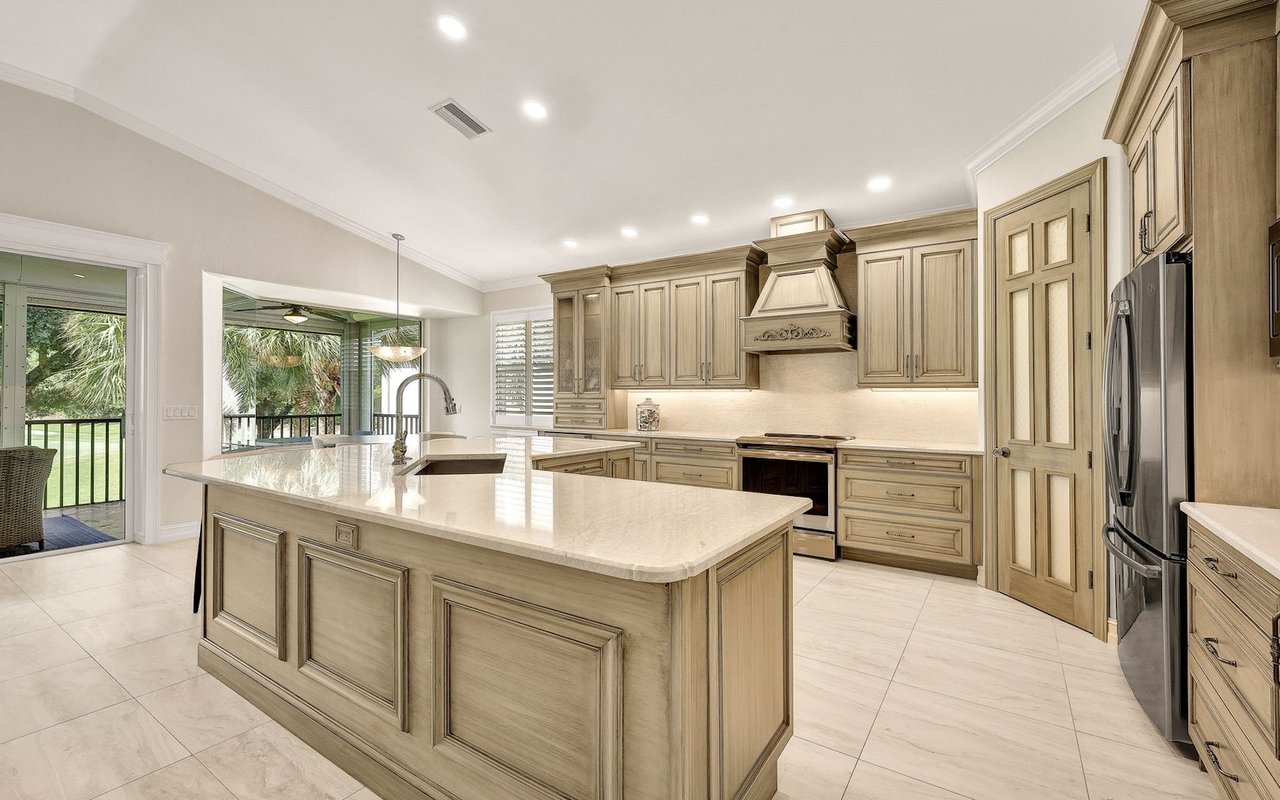 9231 Triana Ter #154