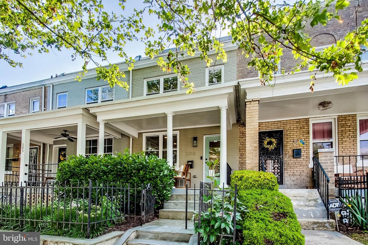203 16th St SE, Washington, DC 20003