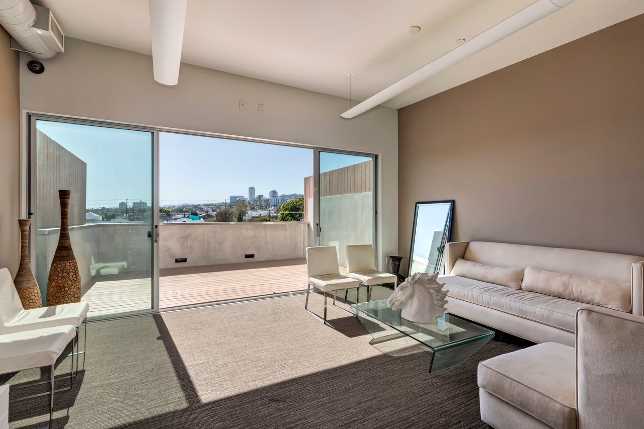 855 N Croft Ave Unit: 306, West Hollywood