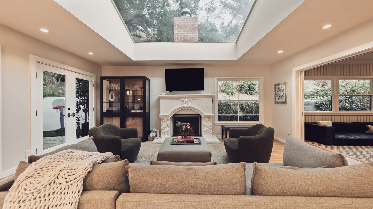 3440 Mandeville Canyon Rd, Brentwood 