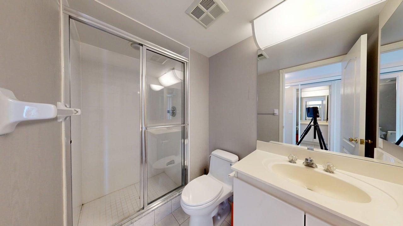 850 Steeles Avenue W Unit: 709