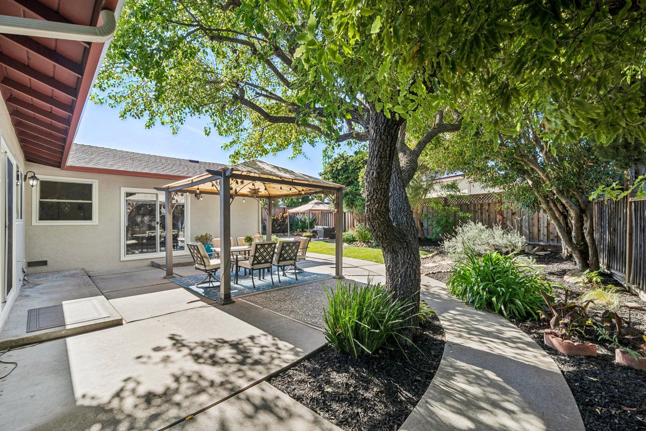 7403 Hillsdale Dr, West Pleasanton