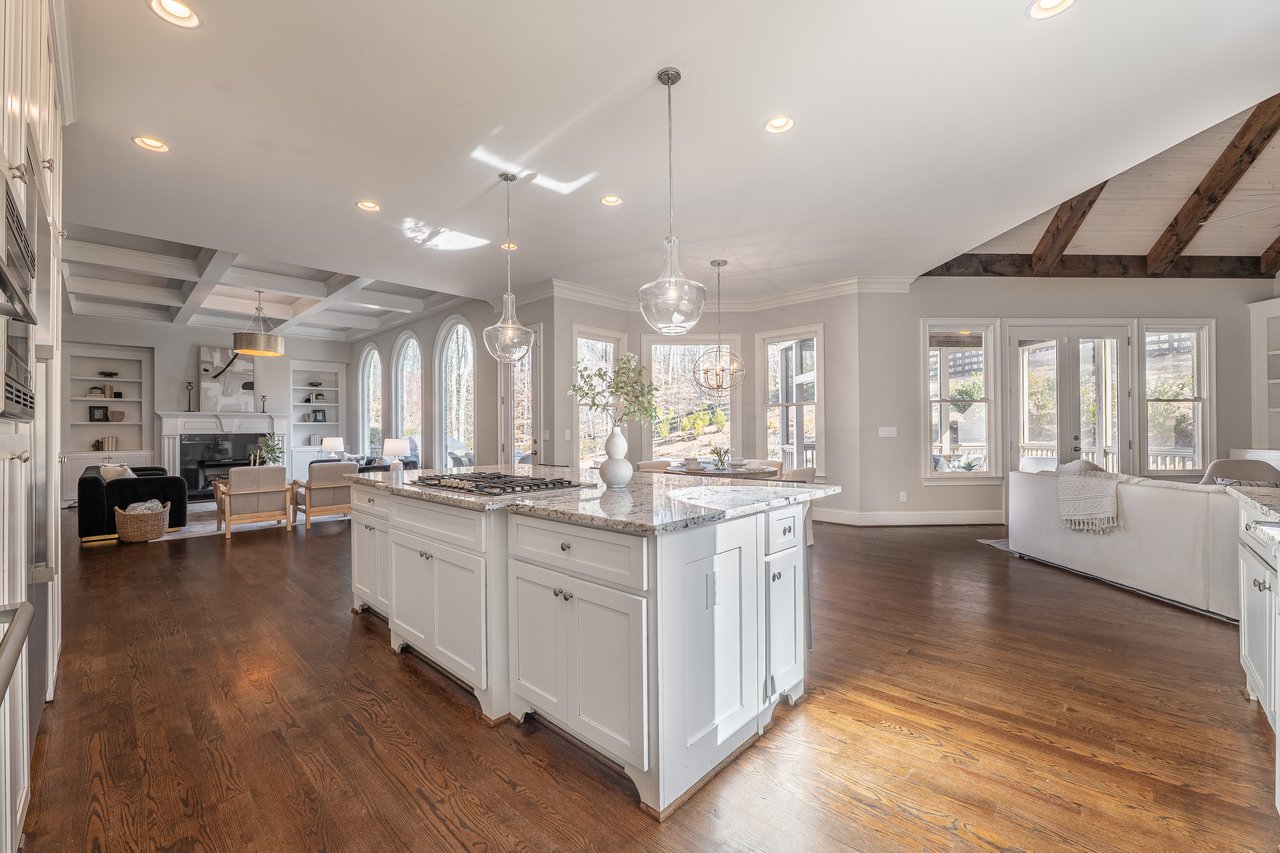 16845 Quayside Drive