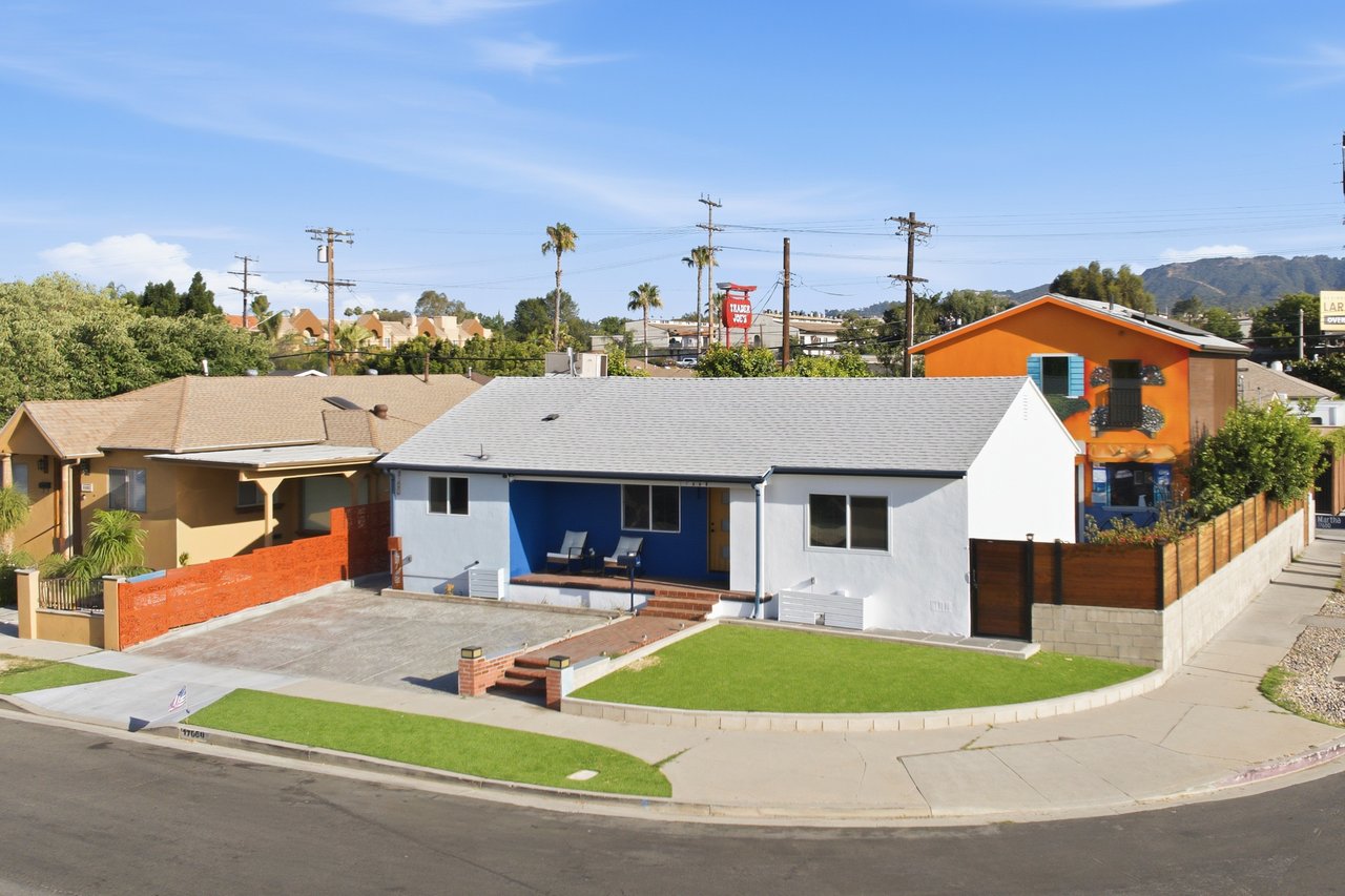 17660 Martha ST