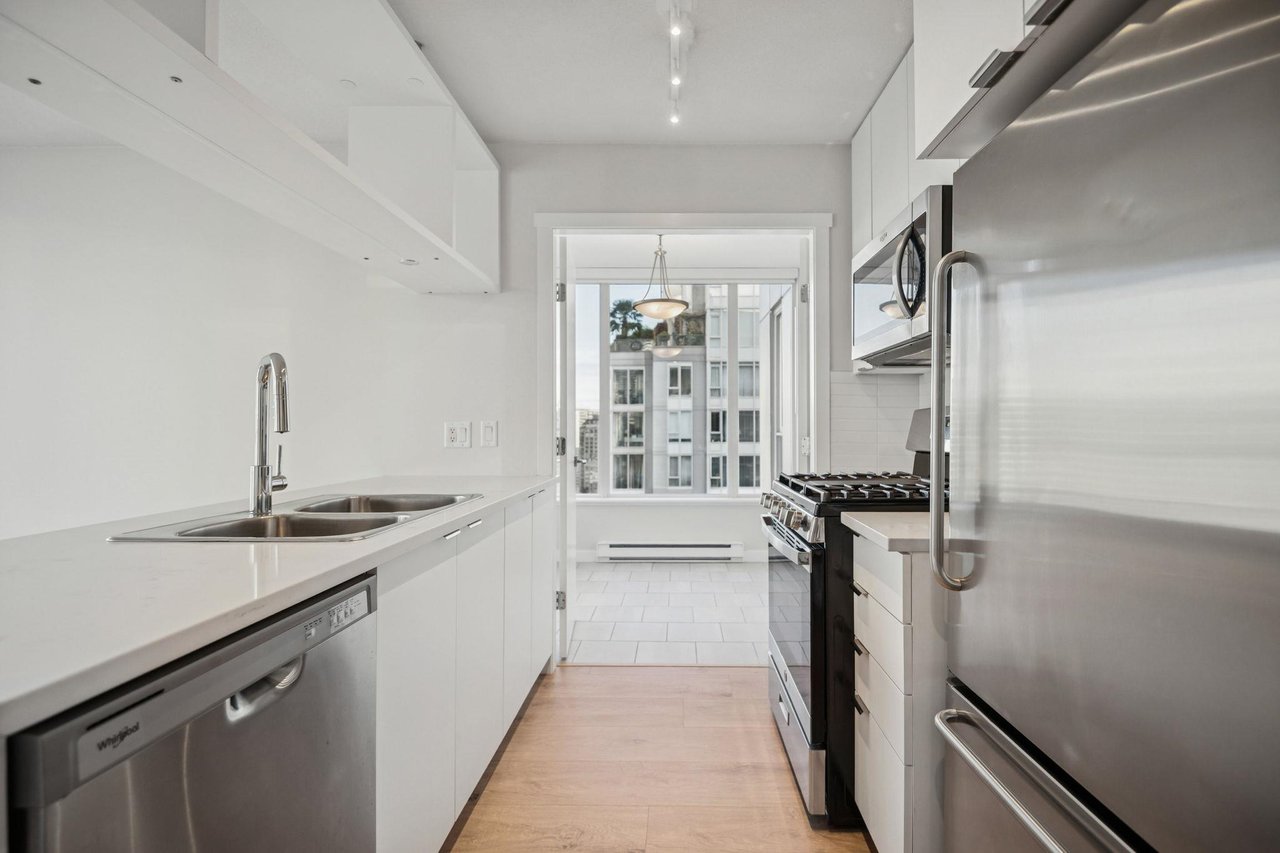 2103-1001 Richards Street, Vancouver