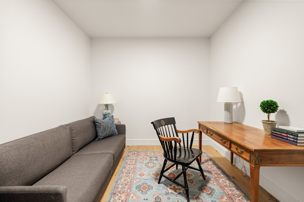 2425 Peachtree Road NE Unit 1406