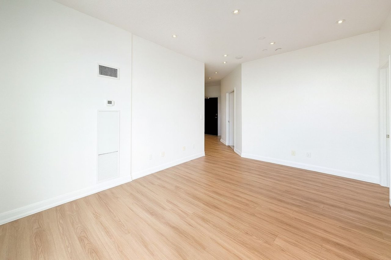 205 Sherway Gardens Road 2405