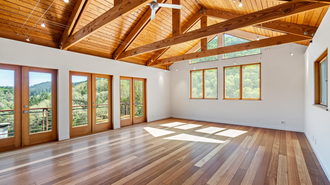 Leslie Creek Retreat