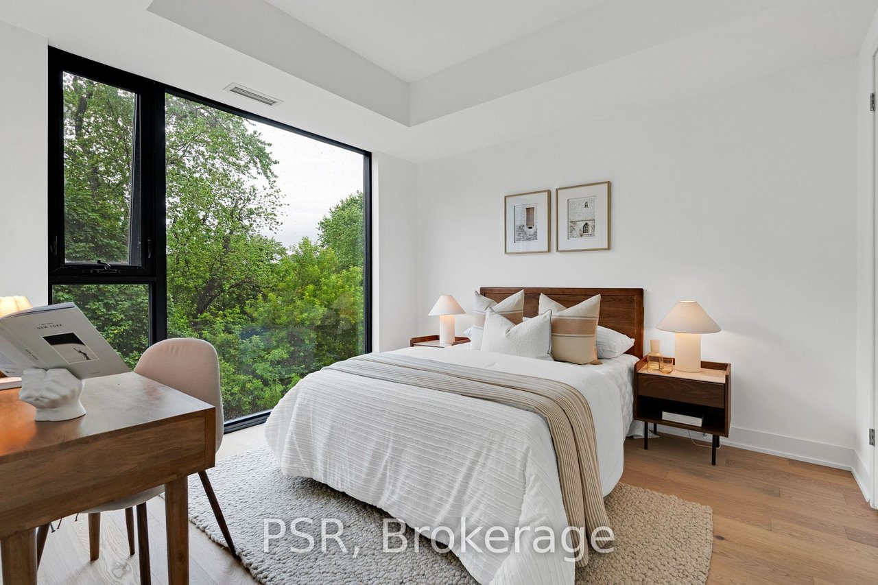 KEEWATIN PARK RESIDENCES 