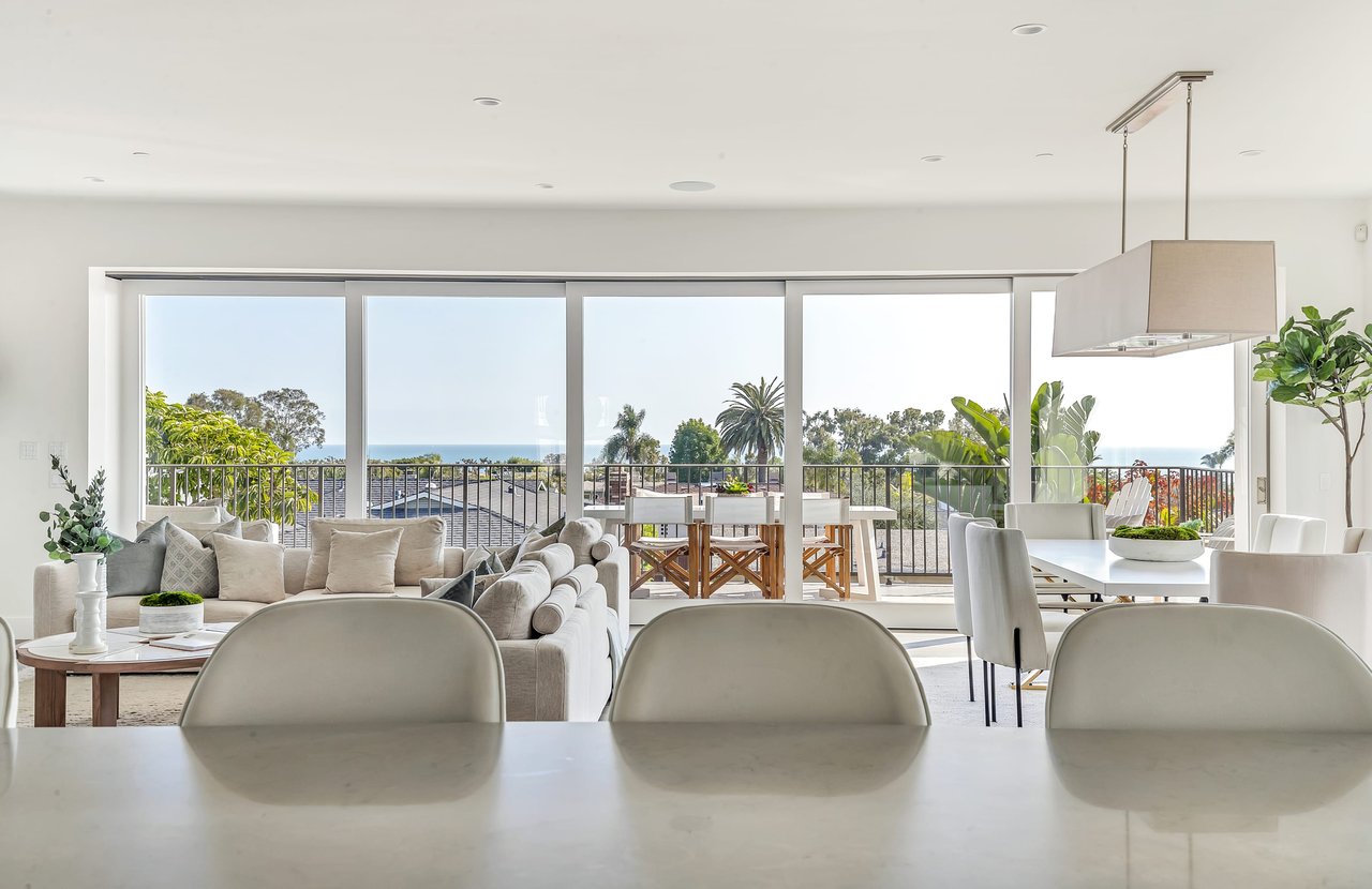 448 Serra Drive