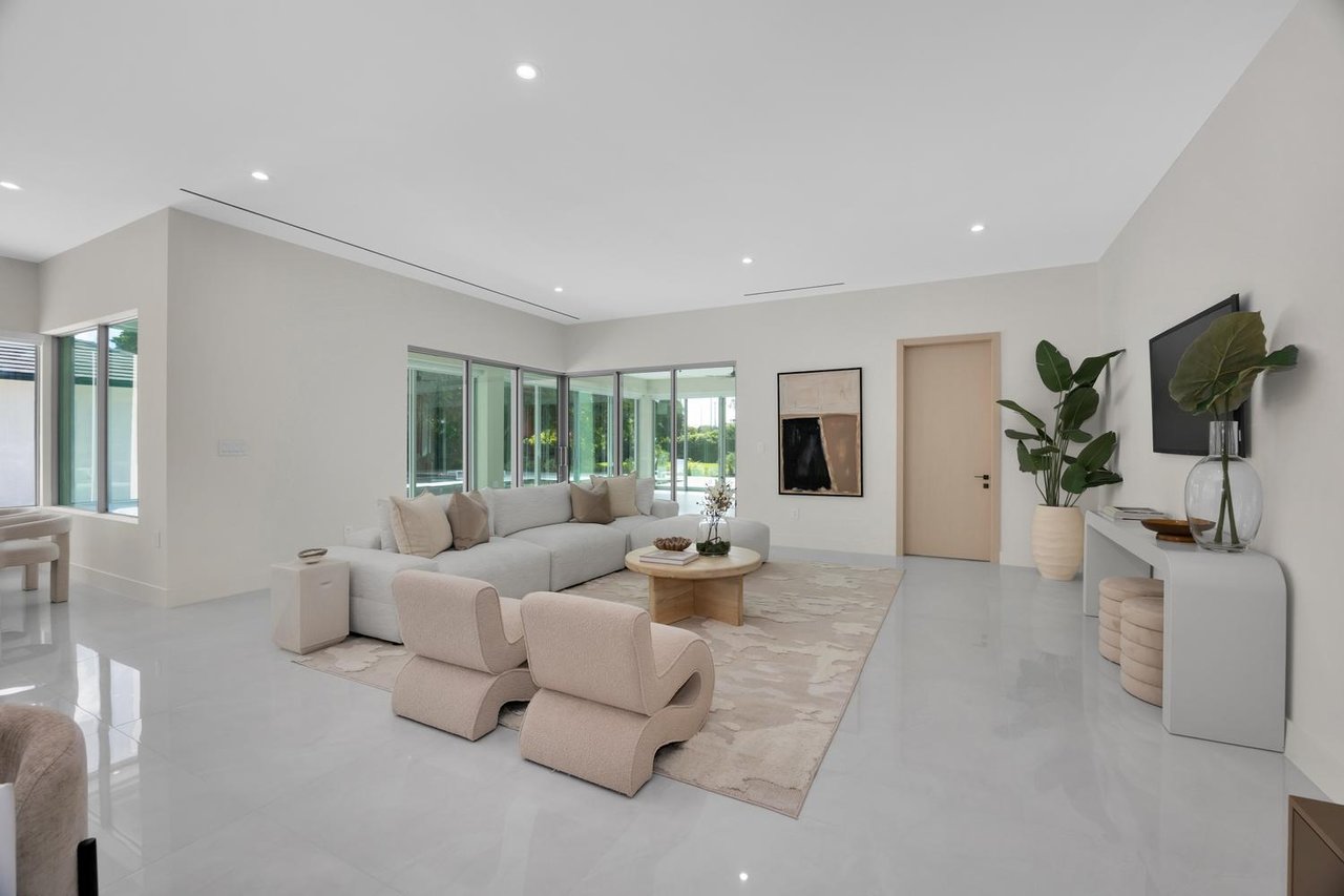 JUST LISTED: Modern Luxury Estate at 11240 SW 95th Street