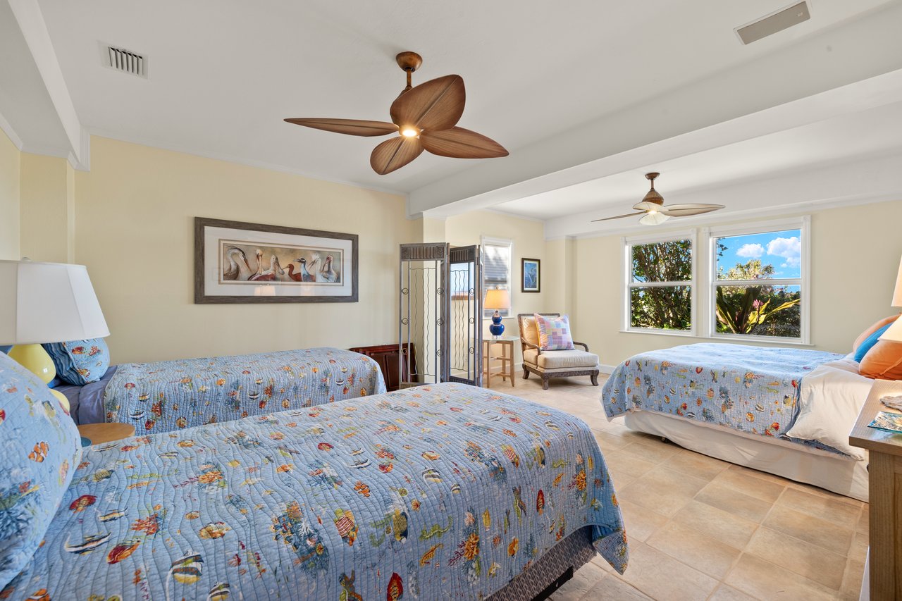 15899 Captiva DR