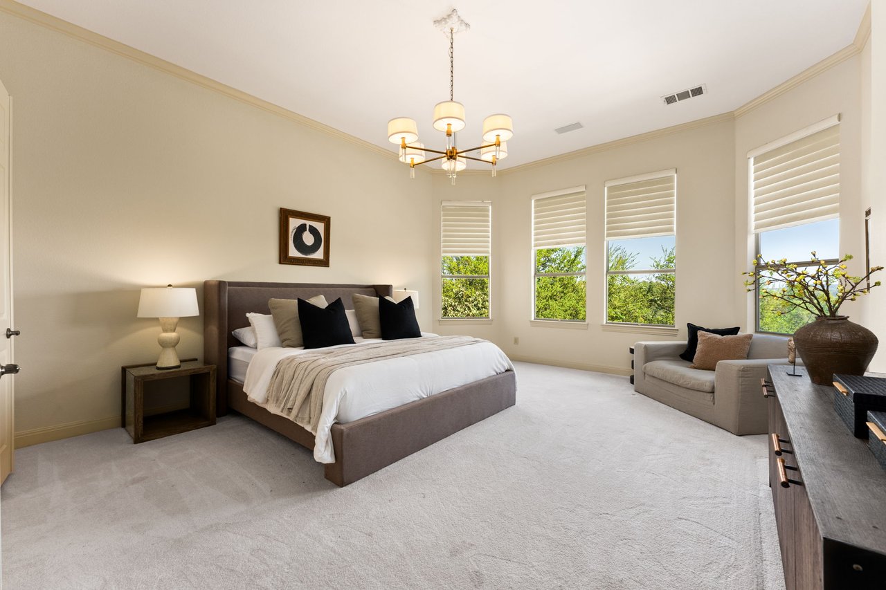 205 Emerald Ridge DR