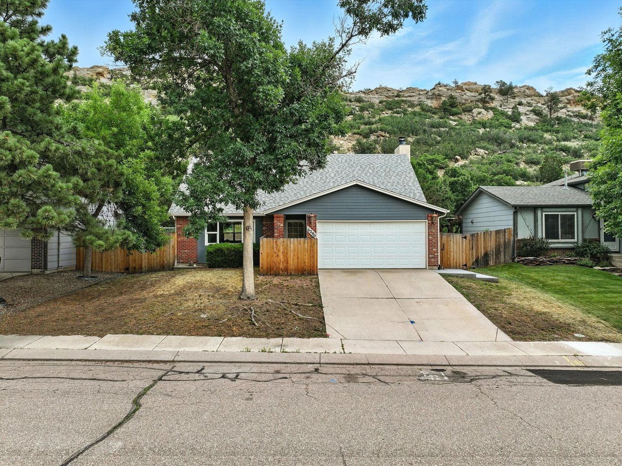 6290 Pemberton Way