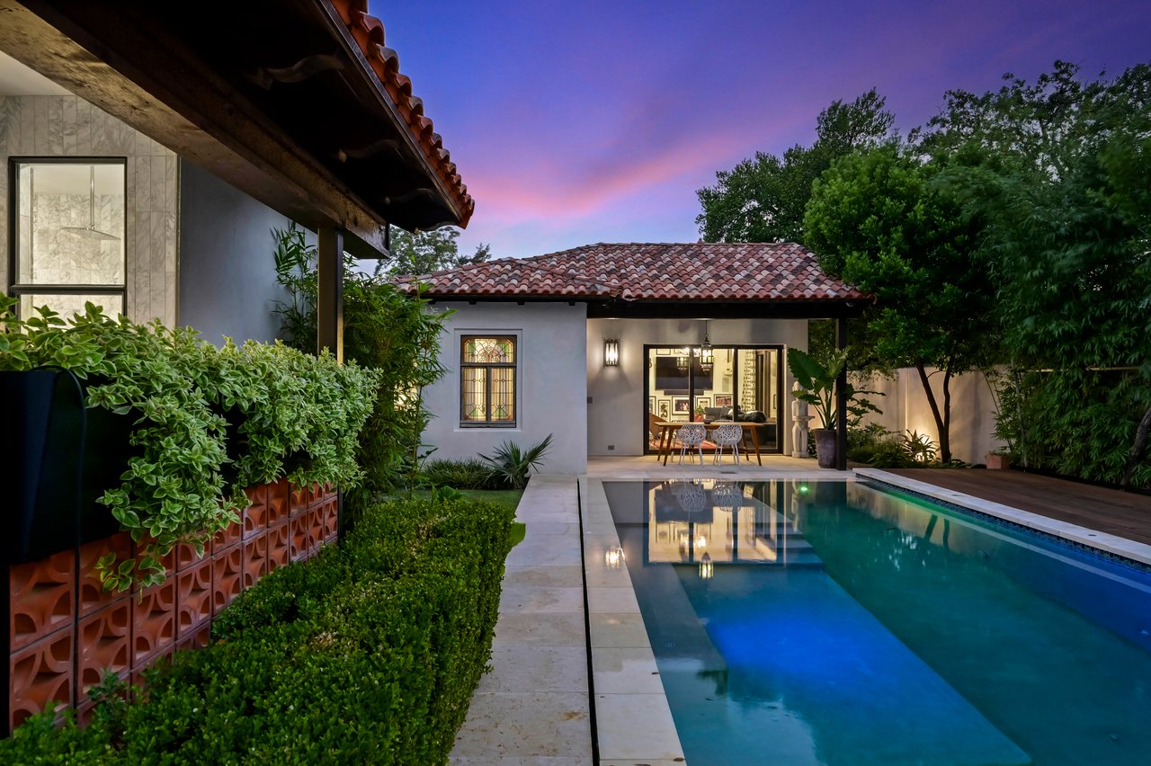 1308 Meriden Lane