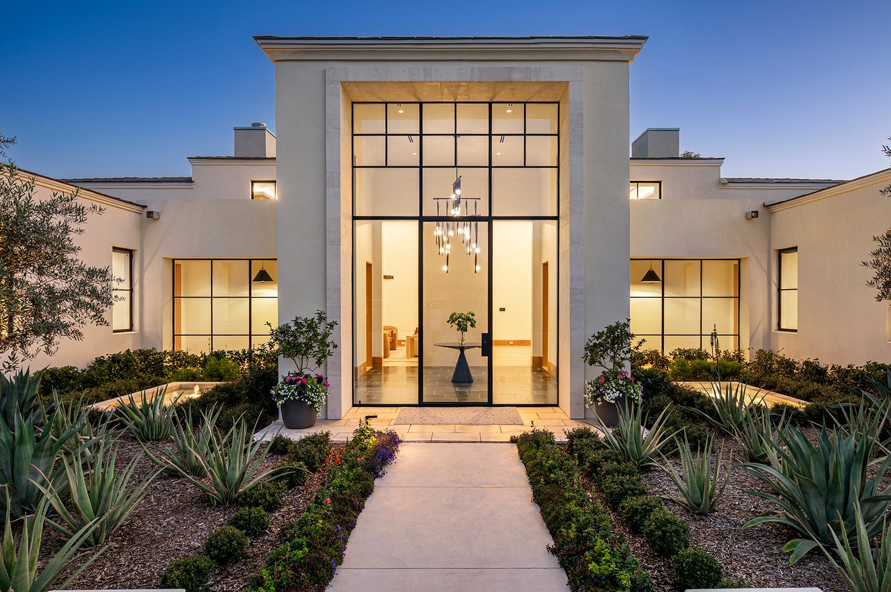 5029 E DESERT PARK Lane