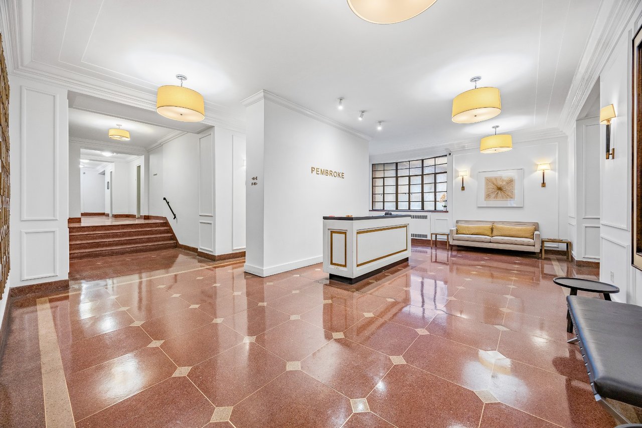 357 West 55th Street, #5L
