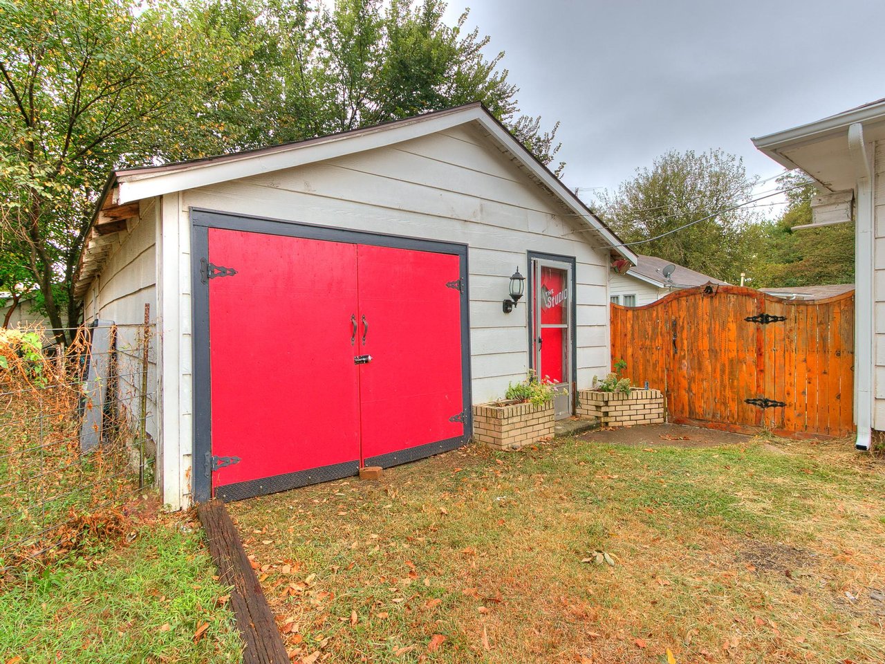 625 West Dewey Street