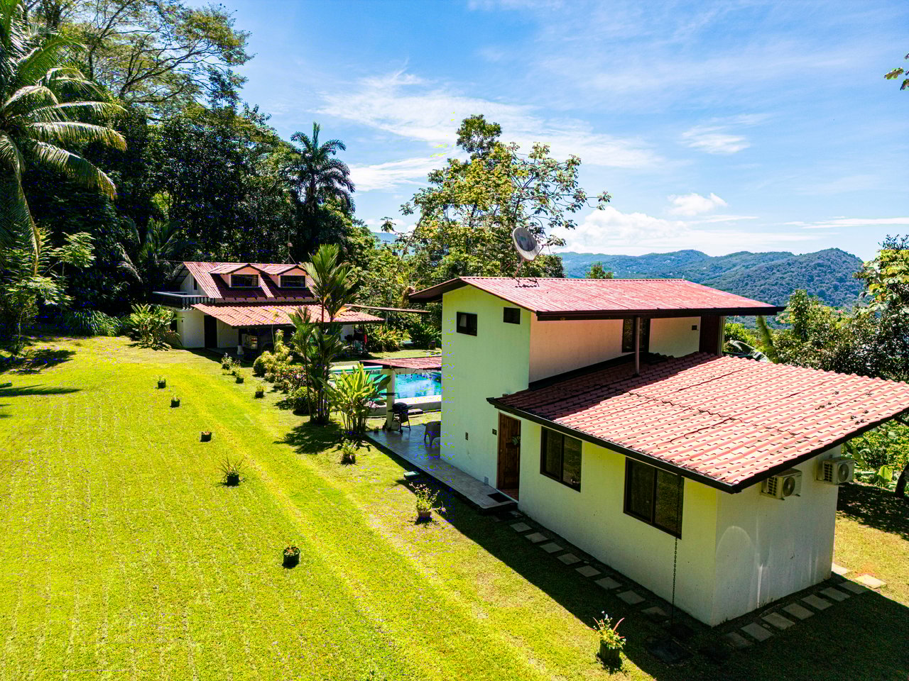Exquisite Costa Rican Jungle Estate with Ocean Views