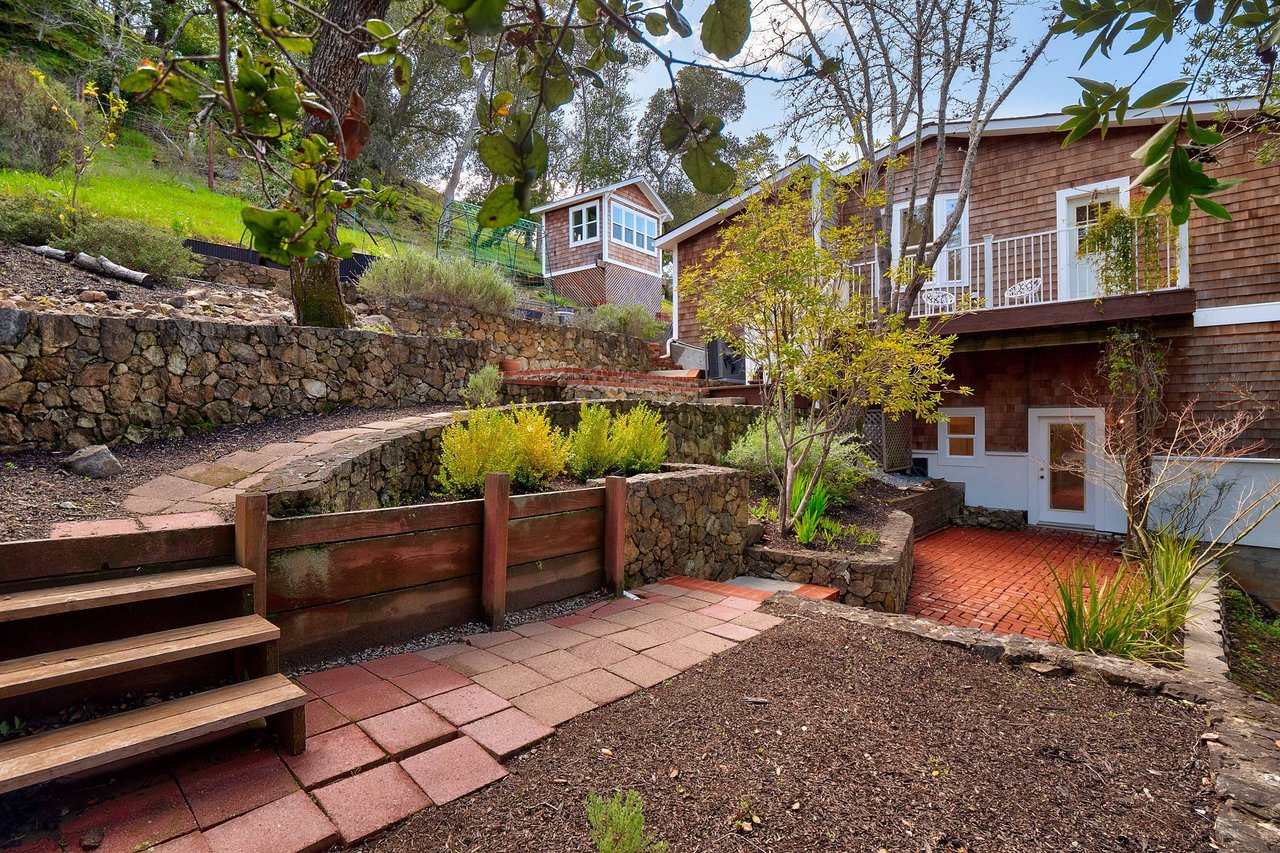 166 Crane Drive, San Anselmo